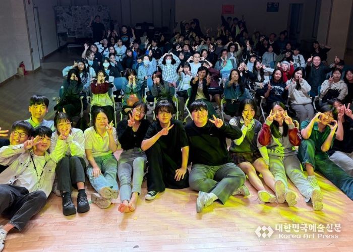 고양시 일산서구청소년수련관, 청소년극단 6기의 공연 ‘일탈’펼쳐져